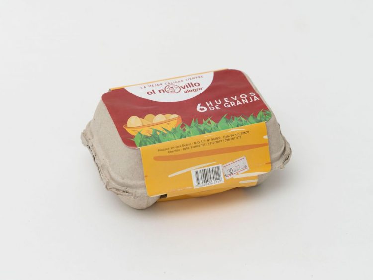 Huevos de granja x 6 UN